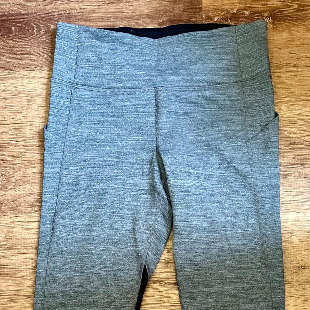 Lululemon Run: Inspire Crop II Hethered Speckled Grey discontinued  NWOT